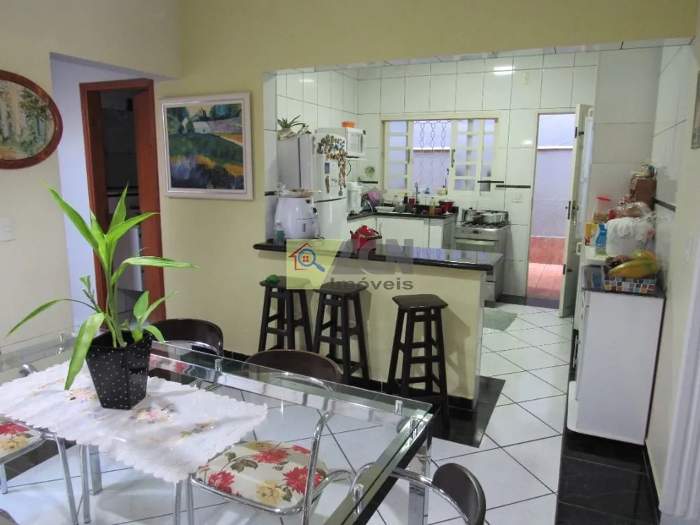 Casa, 4 quartos, 180 m² - Foto 3