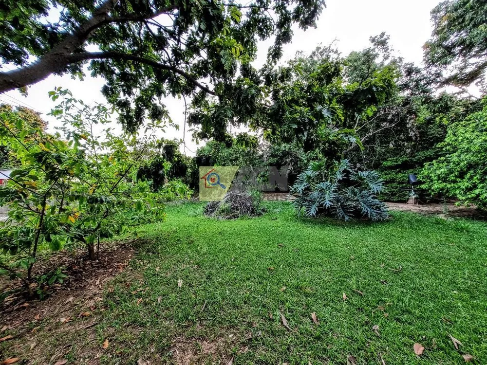 Chácara, 3 quartos, 2100 m² - Foto 11