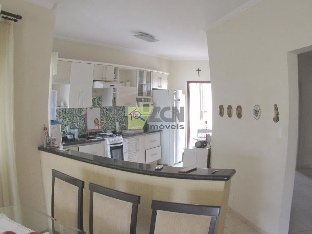 Casa, 2 quartos, 230 m² - Foto 1
