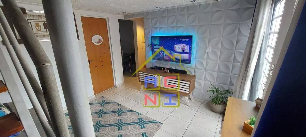 Sobrado à venda com 2 quartos, 70m² - Foto 2