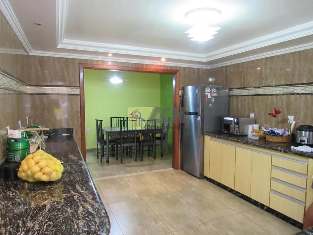 Casa, 2 quartos, 200 m² - Foto 10