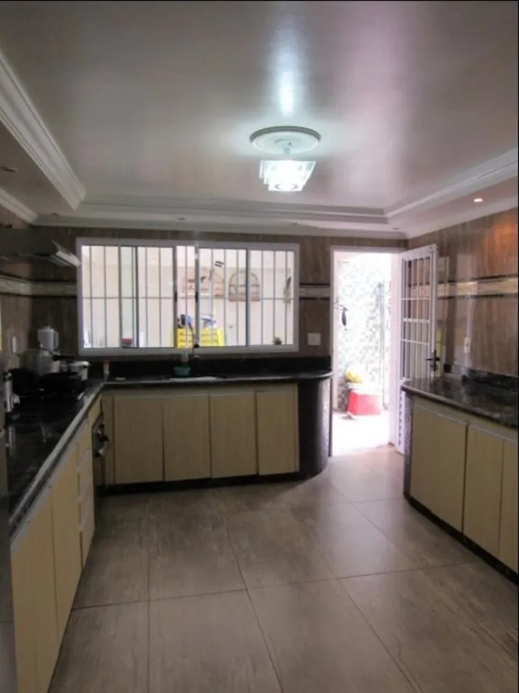 Casa, 2 quartos, 200 m² - Foto 5