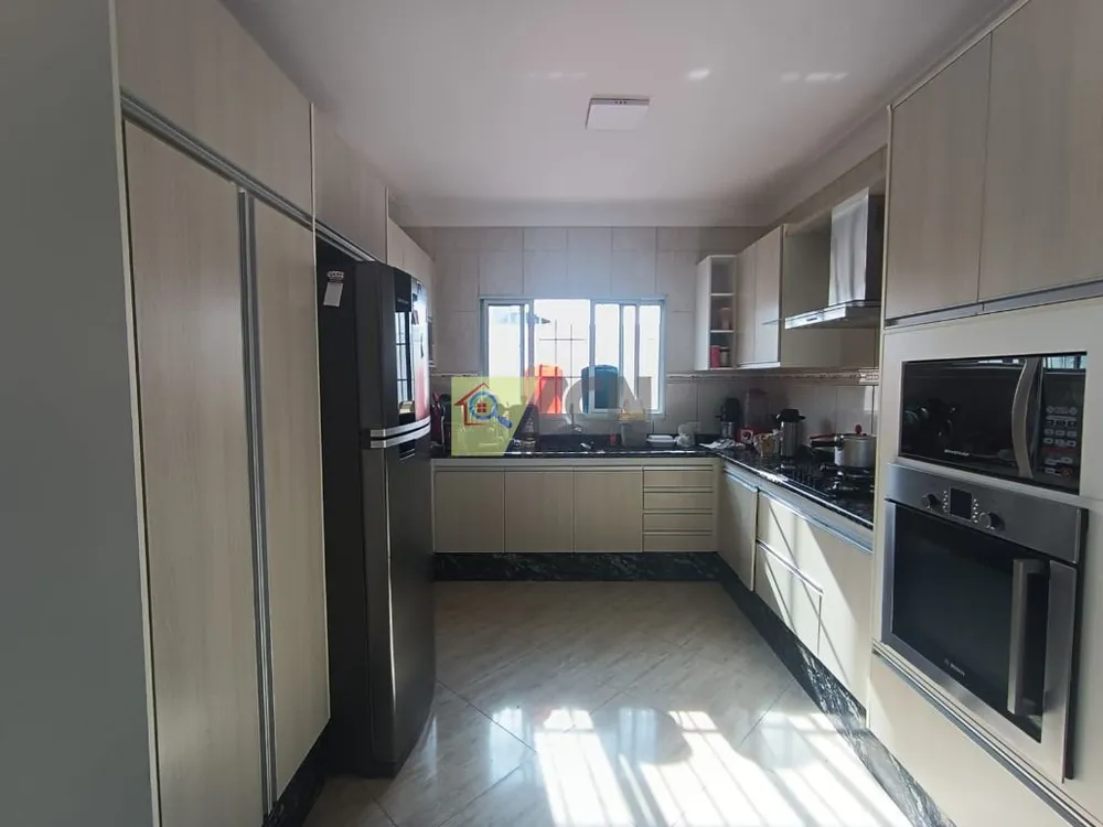 Sobrado, 3 quartos, 180 m² - Foto 5
