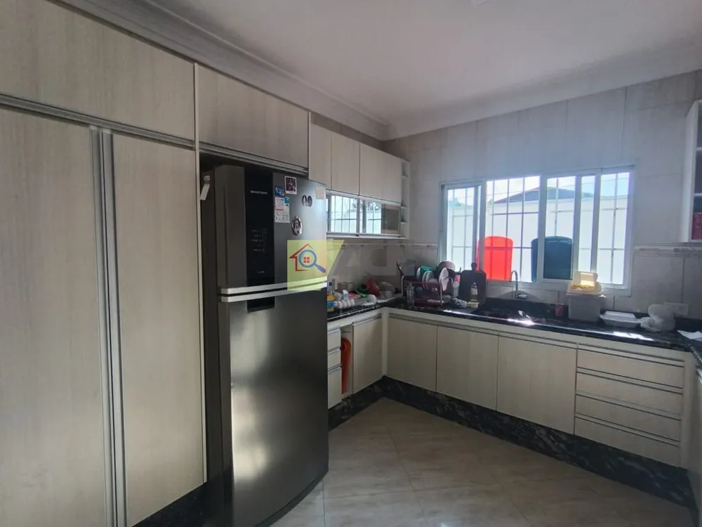 Sobrado, 3 quartos, 180 m² - Foto 4