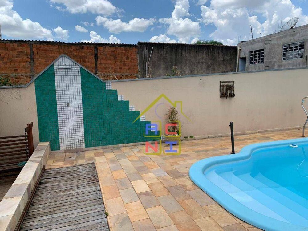 Casa, 3 quartos, 238 m² - Foto 25