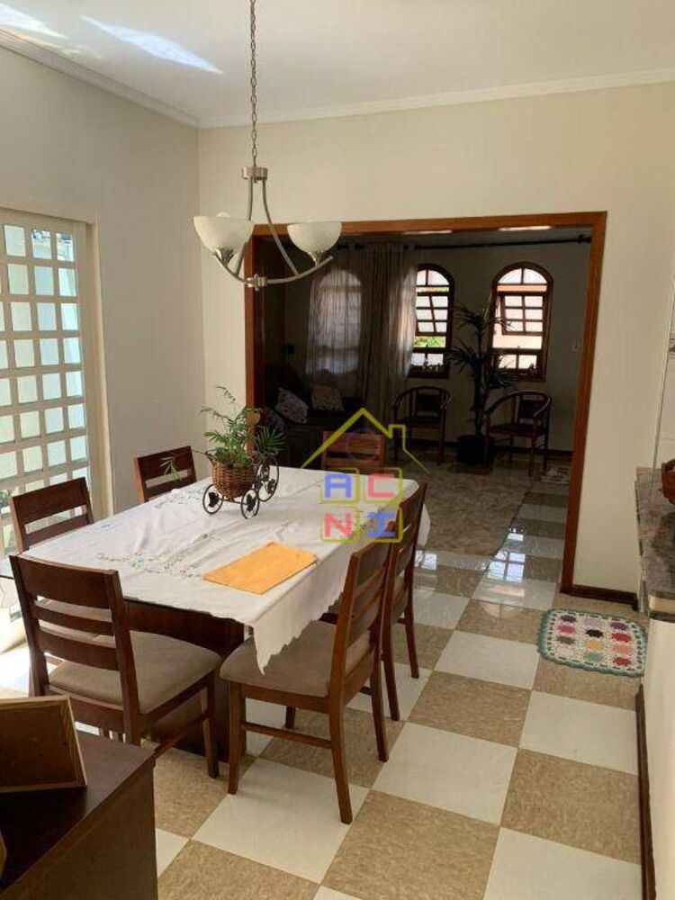 Casa, 3 quartos, 238 m² - Foto 10