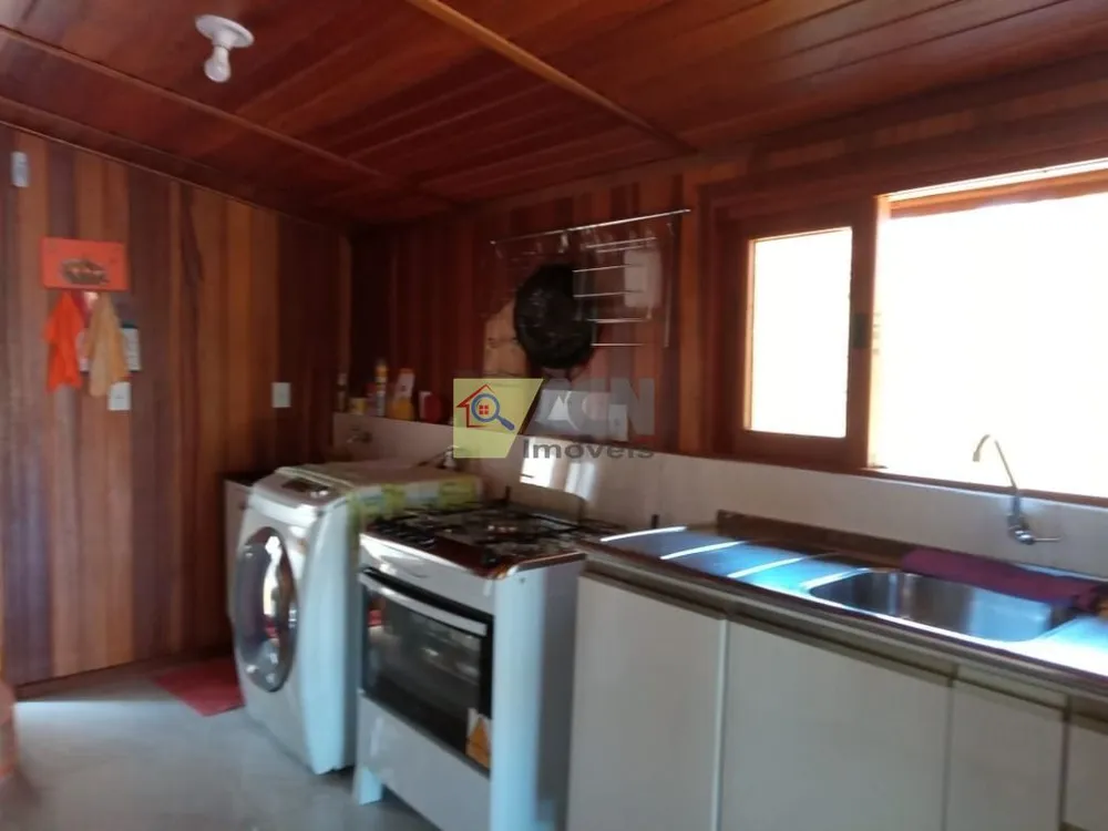 Chácara, 3 quartos, 1570 m² - Foto 4