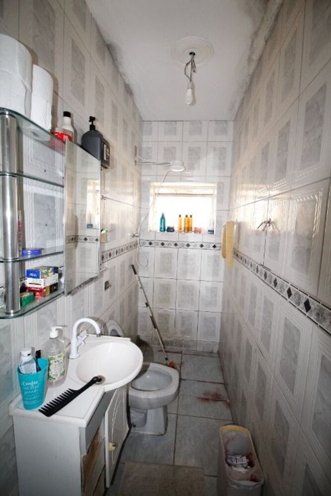 Casa à venda e aluguel com 4 quartos, 200m² - Foto 28