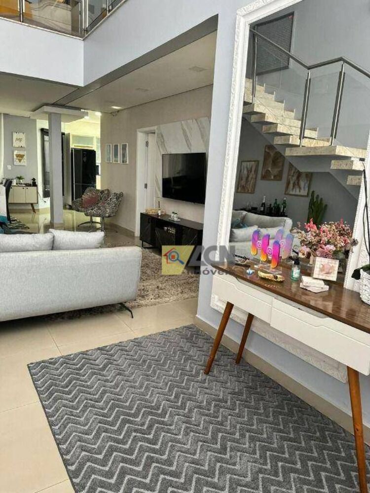 Sobrado, 3 quartos, 237 m² - Foto 3