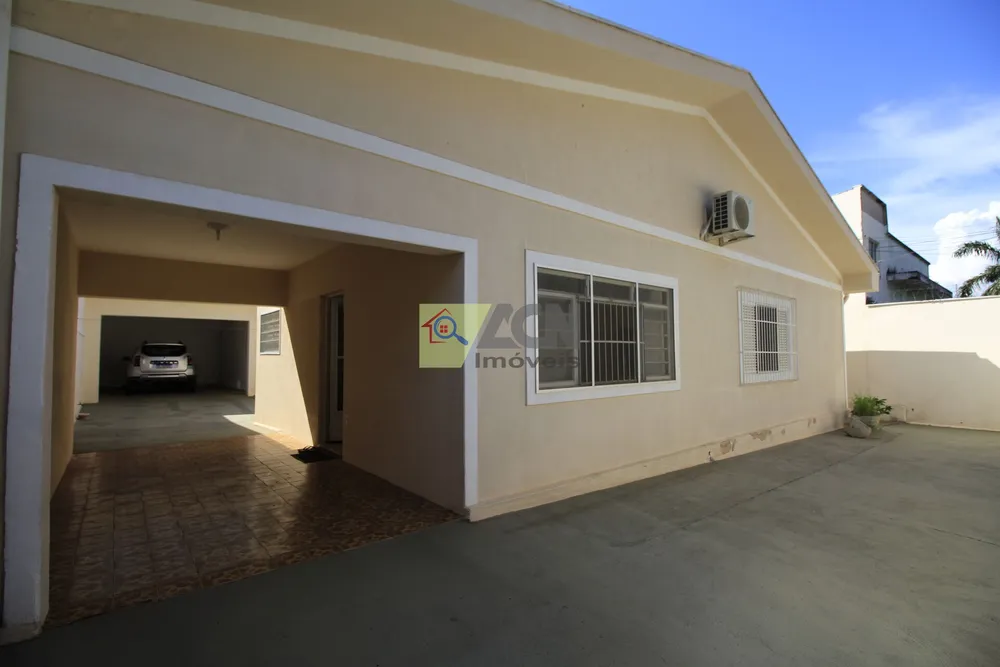 Casa, 5 quartos, 220 m² - Foto 3