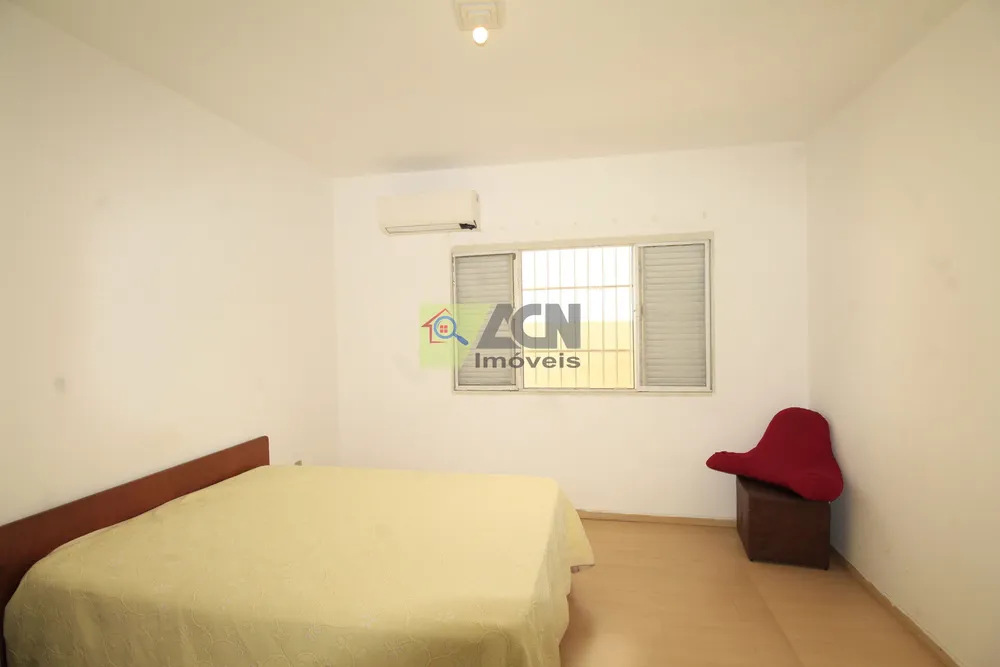 Casa, 5 quartos, 220 m² - Foto 2