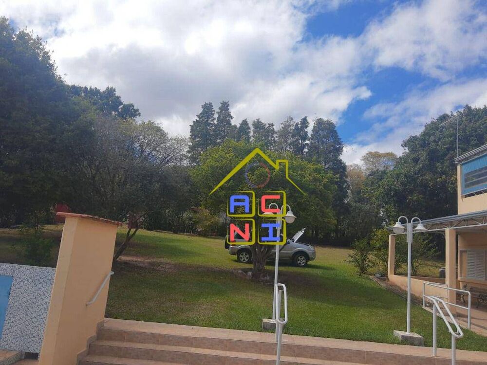 Chácara à venda com 2 quartos, 230m² - Foto 2