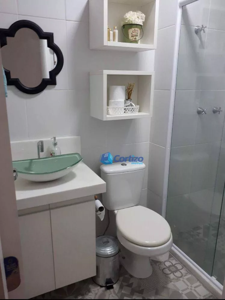 Apartamento à venda com 2 quartos, 67m² - Foto 3