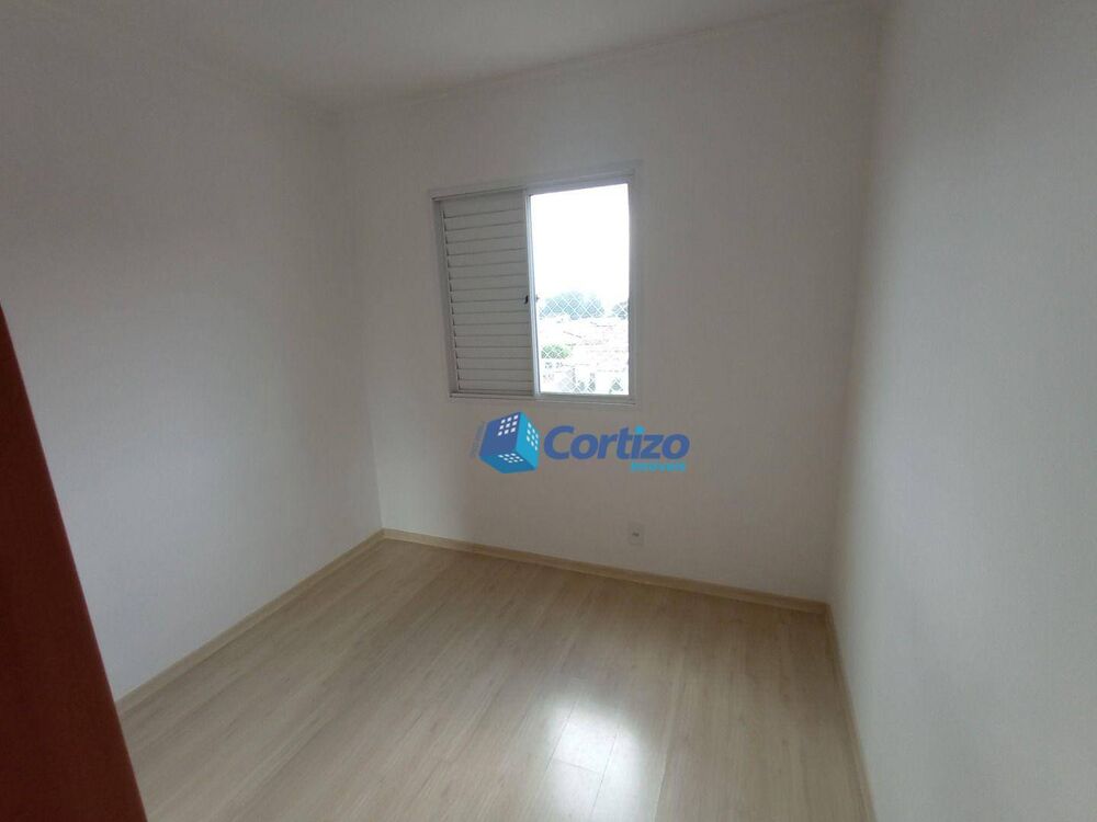 Apartamento para alugar com 3 quartos, 74m² - Foto 6