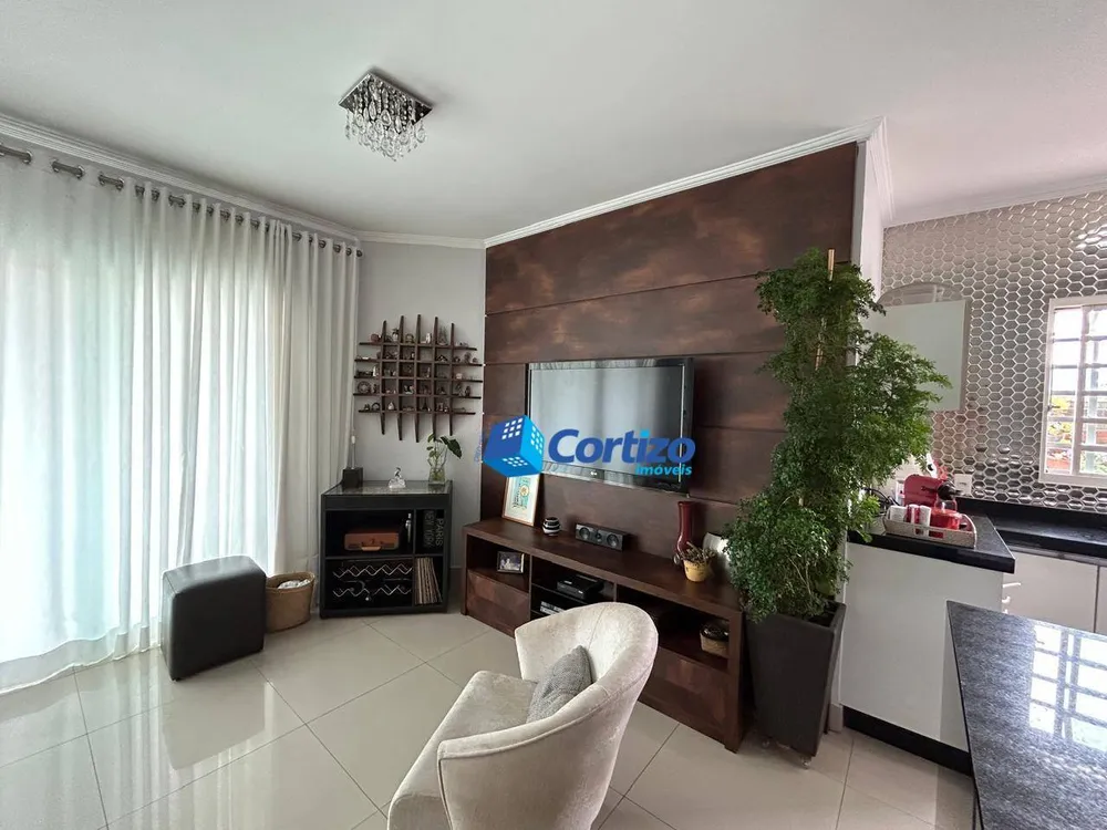 Casa, 4 quartos, 170 m² - Foto 5