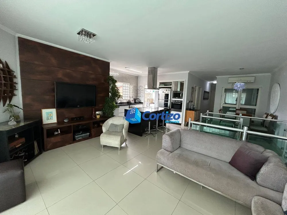 Casa, 4 quartos, 170 m² - Foto 2