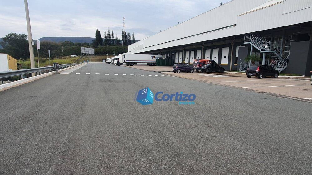 Depósito-Galpão-Armazém para alugar, 3805m² - Foto 2