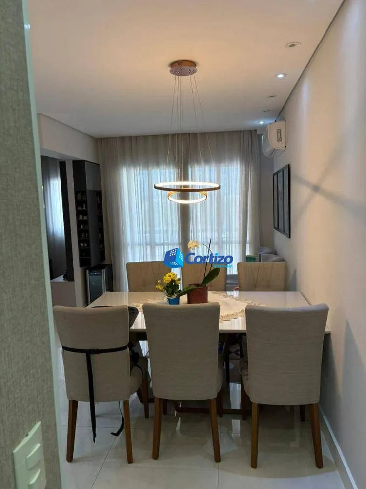 Apartamento, 2 quartos, 77 m² - Foto 2