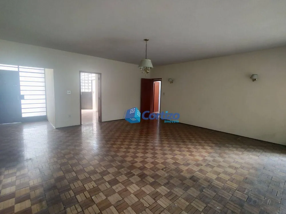 Casa, 2 quartos, 225 m² - Foto 1