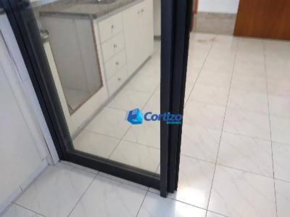 Apartamento, 3 quartos, 150 m² - Foto 2