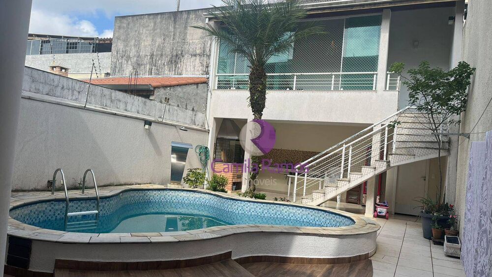 Sobrado, 3 quartos, 204 m² - Foto 2