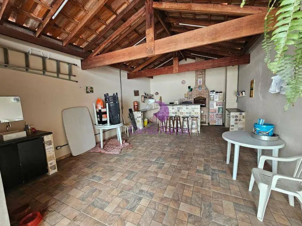 Casa, 2 quartos, 159 m² - Foto 1