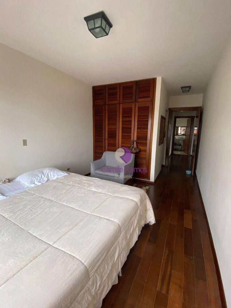 Casa, 4 quartos, 329 m² - Foto 4