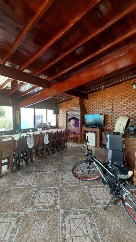 Casa, 1 quarto, 179 m² - Foto 1