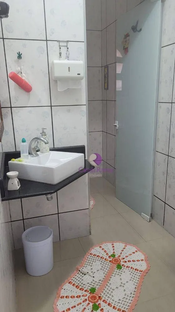 Sobrado, 3 quartos, 258 m² - Foto 2