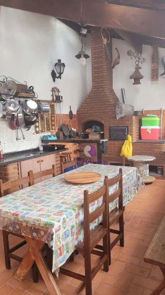 Sobrado, 3 quartos, 258 m² - Foto 3
