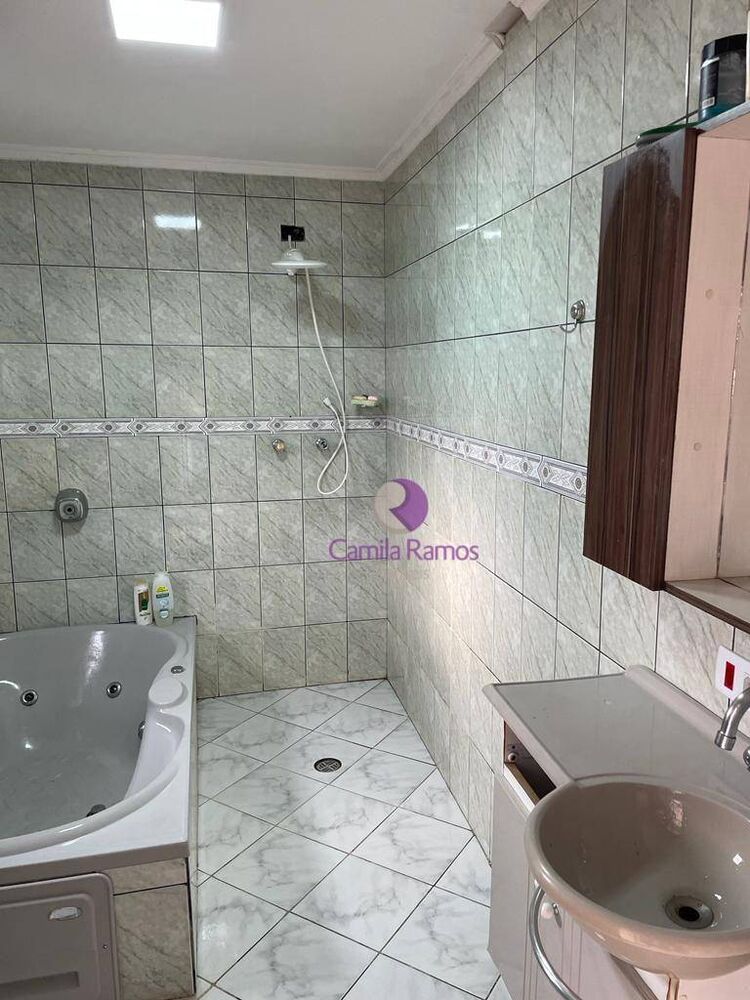 Sobrado, 3 quartos, 240 m² - Foto 1