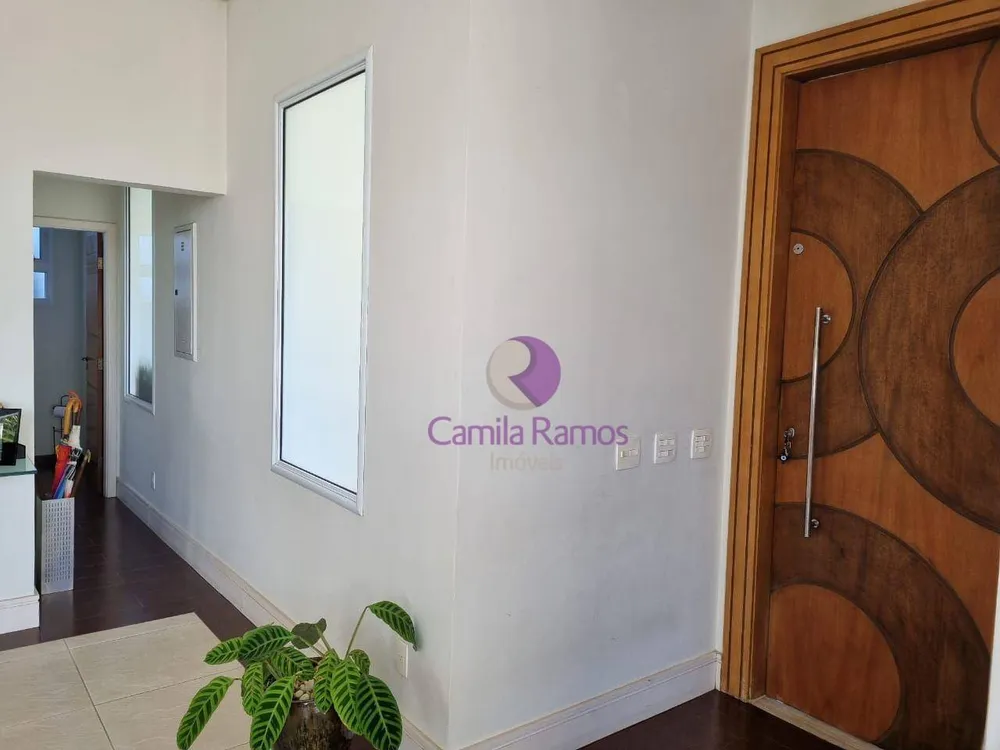 Sobrado, 3 quartos, 440 m² - Foto 1