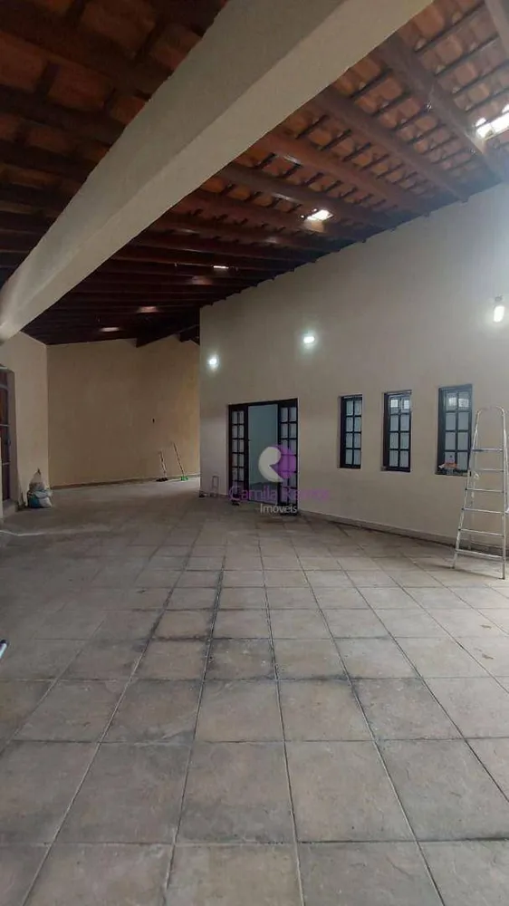 Casa, 3 quartos, 235 m² - Foto 3