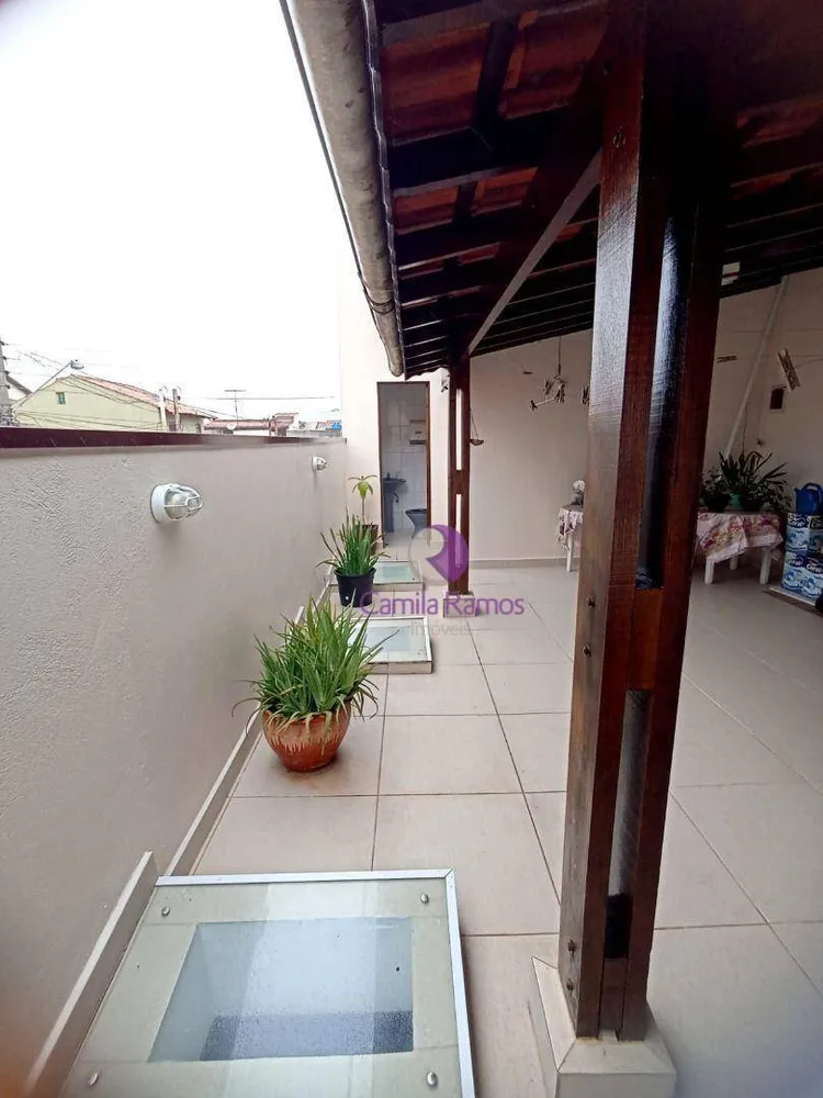 Sobrado, 3 quartos, 173 m² - Foto 1