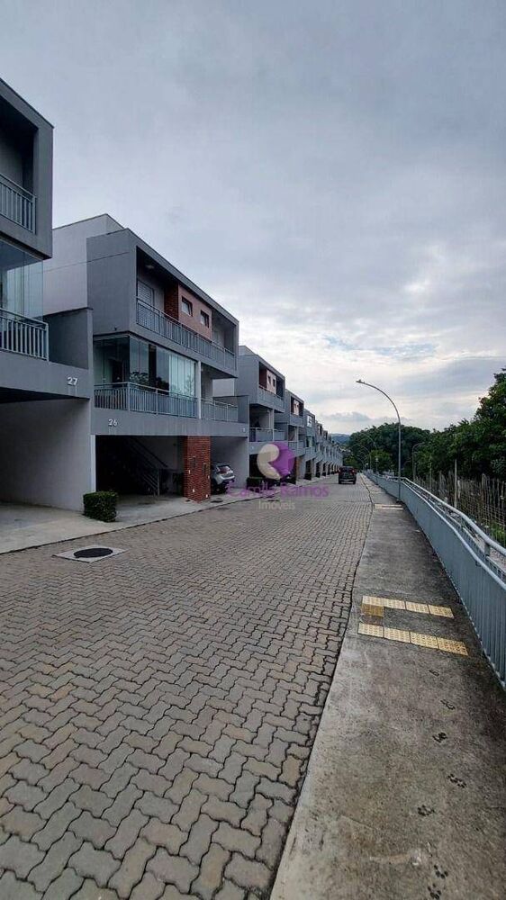 Sobrado, 3 quartos, 109 m² - Foto 1