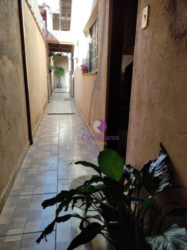 Sobrado, 3 quartos, 158 m² - Foto 2