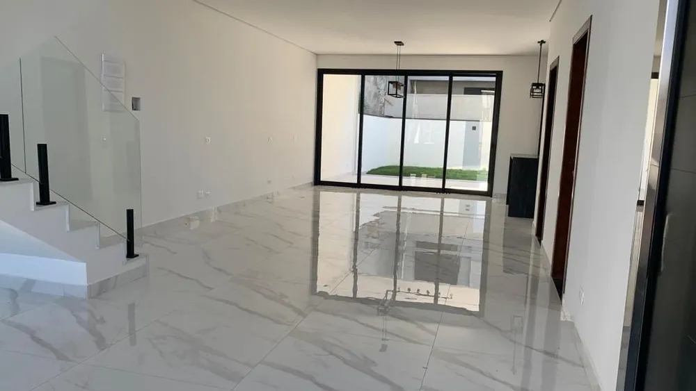 Sobrado, 3 quartos, 220 m² - Foto 2