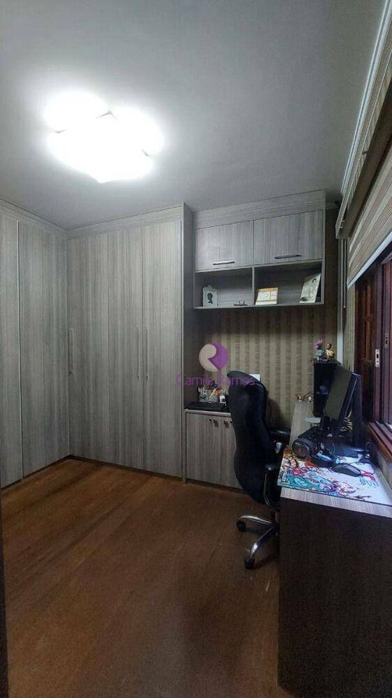 Casa, 3 quartos, 212 m² - Foto 3