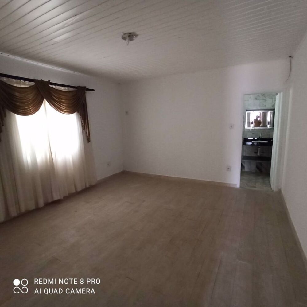 Casa, 3 quartos, 194 m² - Foto 3