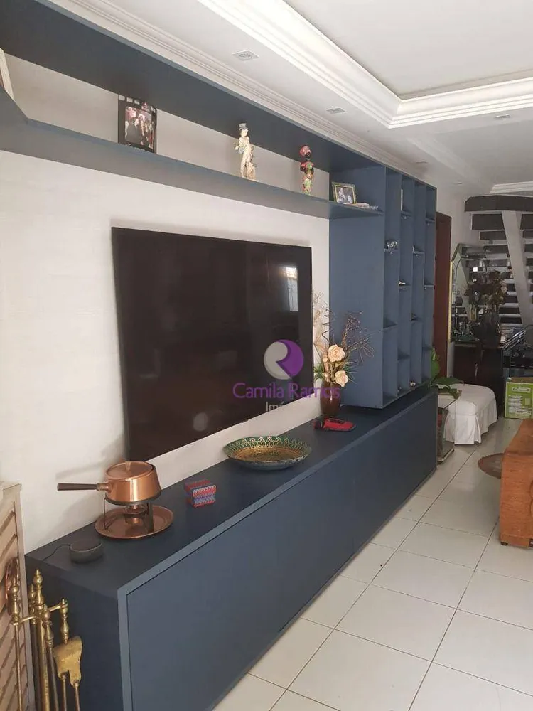 Sobrado, 3 quartos, 375 m² - Foto 1
