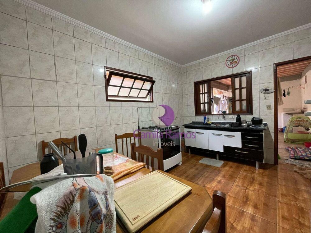 Sobrado à venda com 5 quartos, 70m² - Foto 3