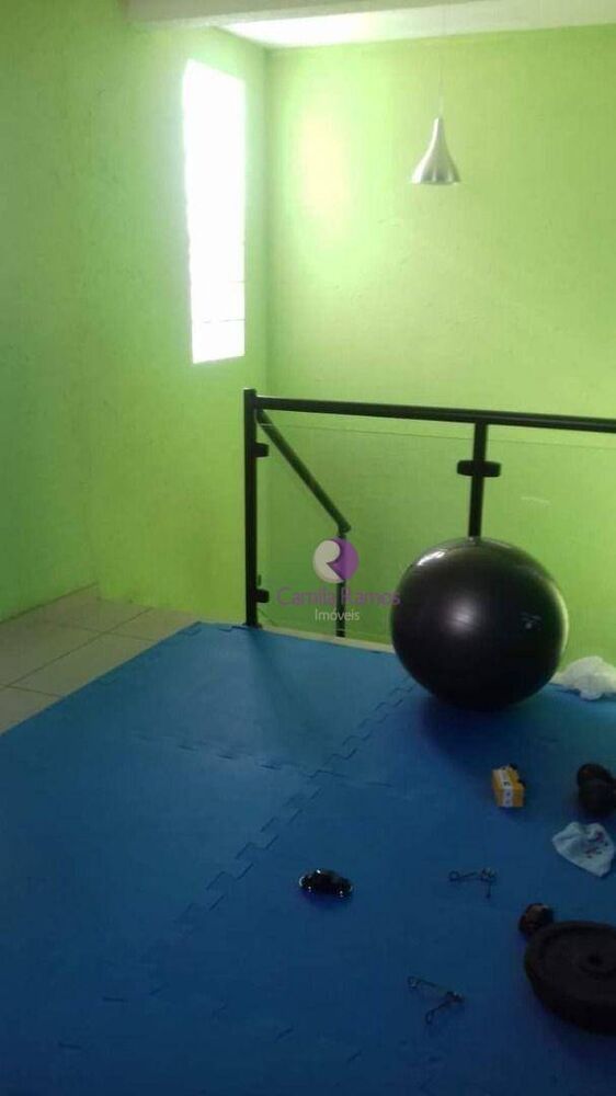 Sobrado, 3 quartos, 192 m² - Foto 1
