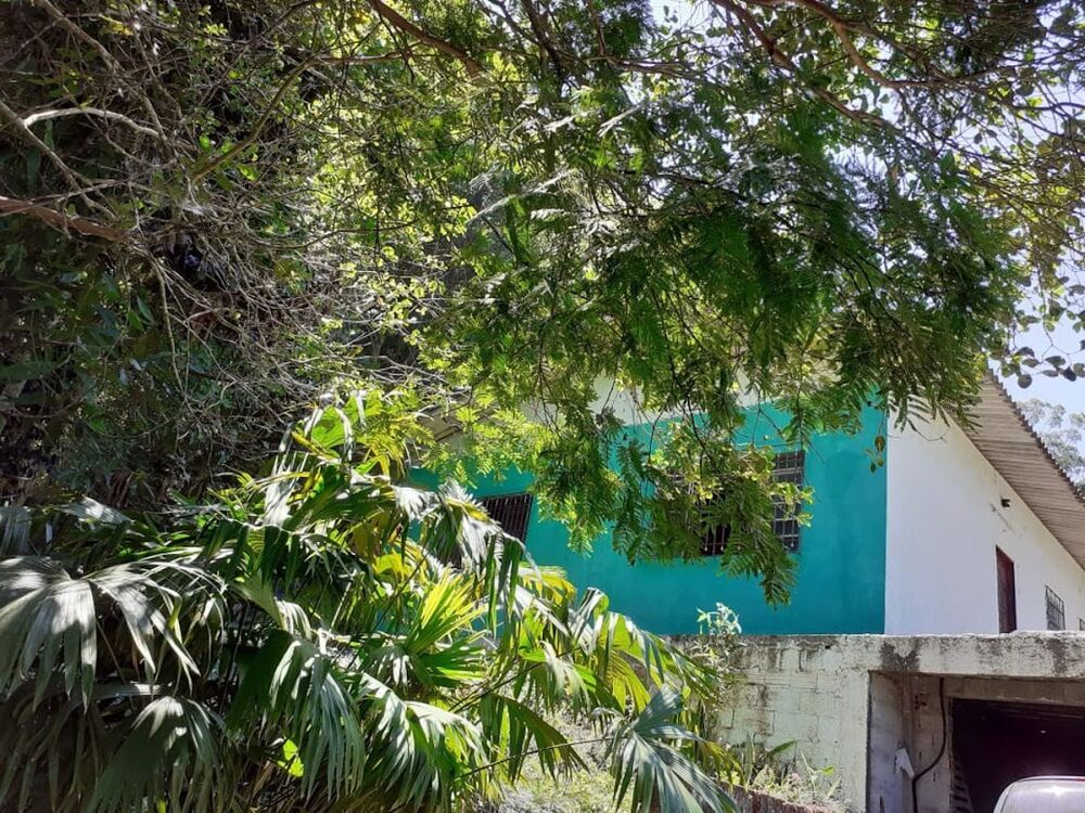 Chácara, 2 quartos, 1469 m² - Foto 1