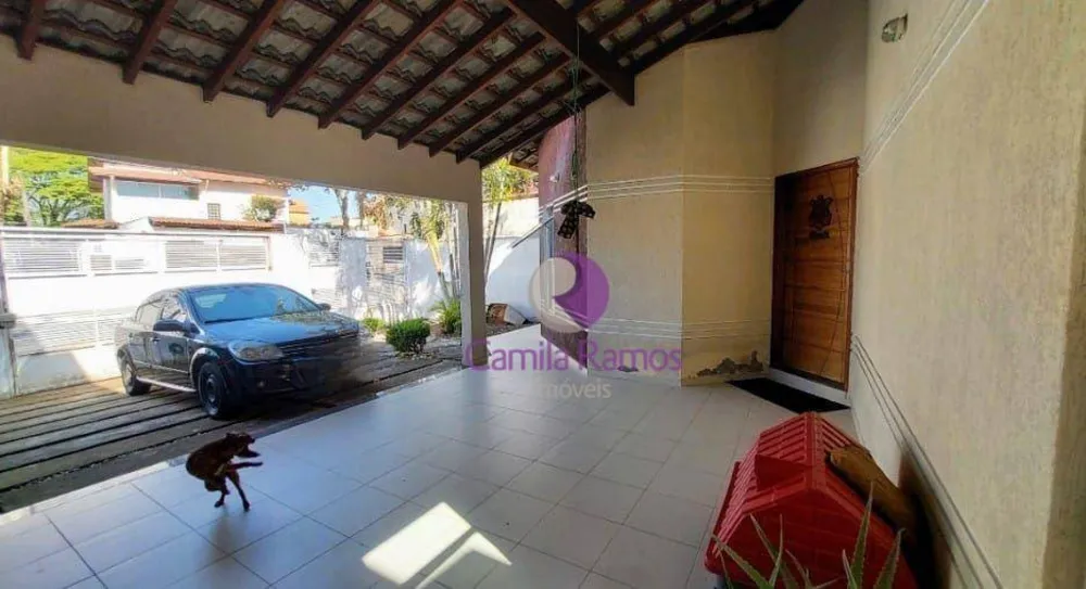 Casa, 3 quartos, 180 m² - Foto 1