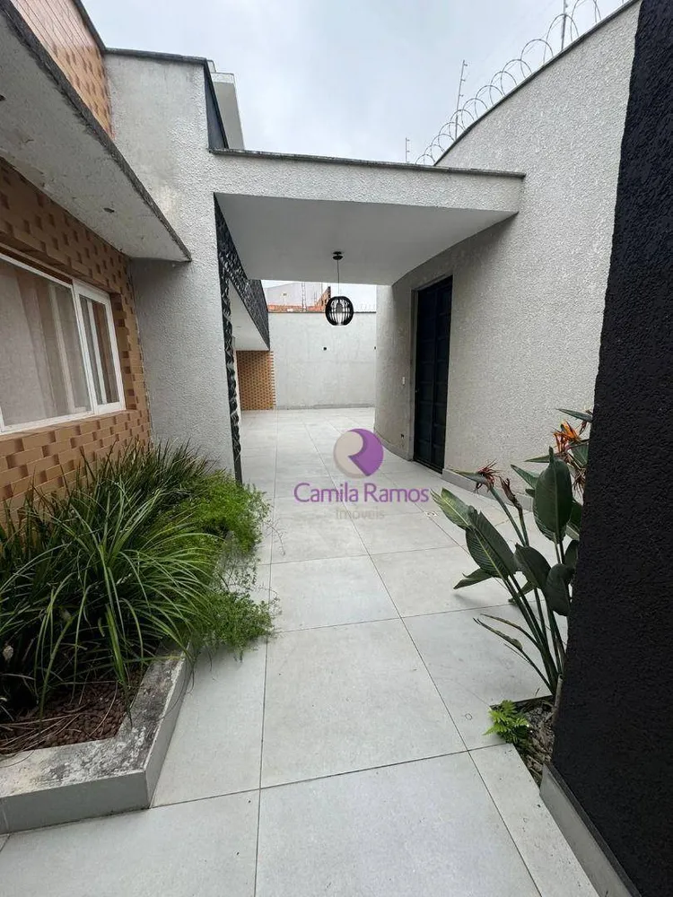 Sobrado, 4 quartos, 300 m² - Foto 1