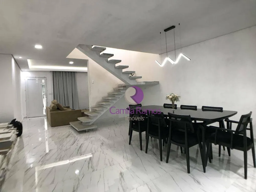 Sobrado, 3 quartos, 200 m² - Foto 1