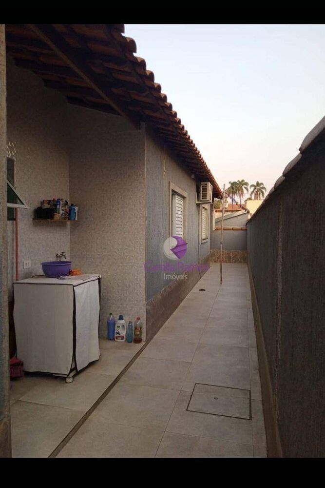 Casa, 2 quartos, 68 m² - Foto 1