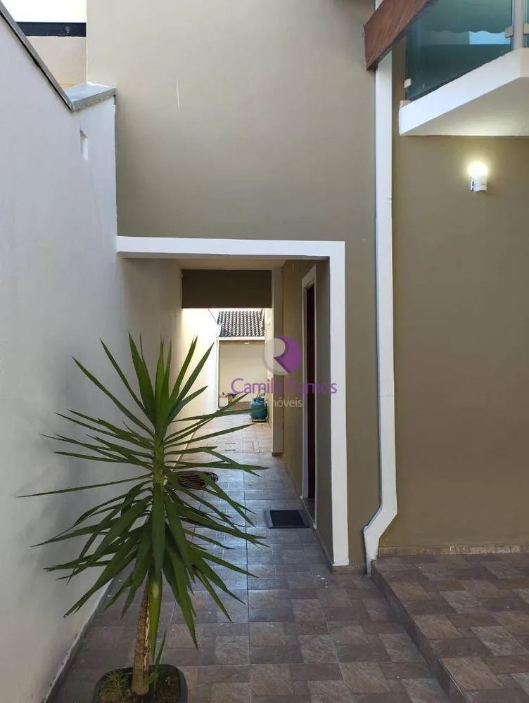 Sobrado, 3 quartos, 220 m² - Foto 1