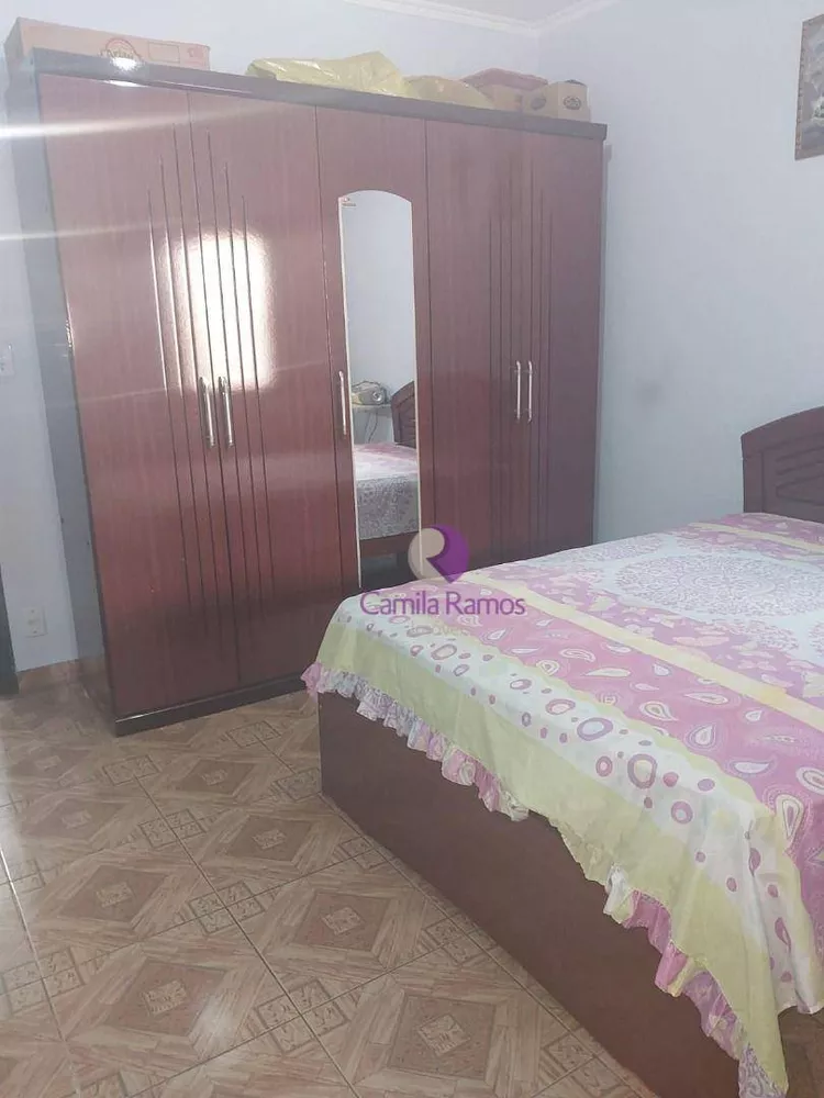 Casa, 4 quartos, 210 m² - Foto 1