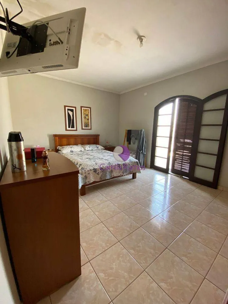 Sobrado, 3 quartos, 203 m² - Foto 1